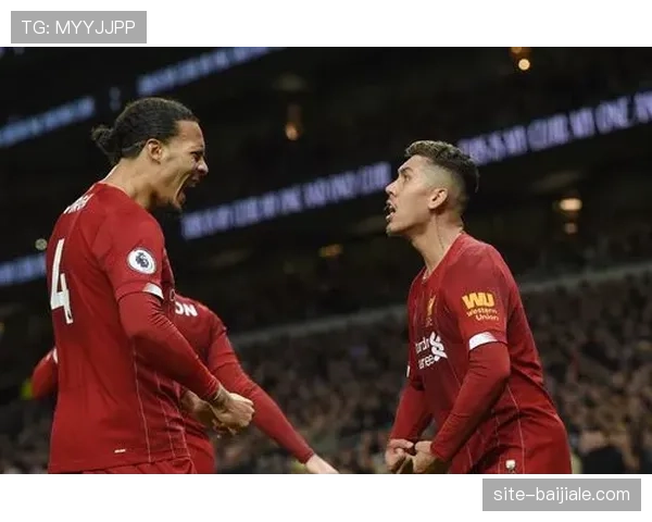 三中卫体系在英超多队复兴 防守结构变化影响联赛进攻效率